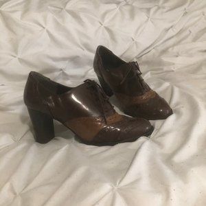 APOSTROPHE Vintage Style Ankle Boots